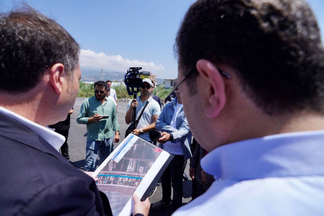 İmamoğlu Hatay'da, son Ermeni köyünde... 'Yaralarınıza ilaç olmaya gayret ettik, olmaya devam edeceğiz' 22
